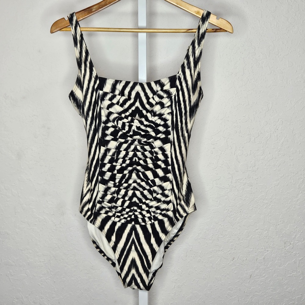 Calvin Klein Zebra Ikat Ruched One Piece Swimsuit Black White Womens 10‎
